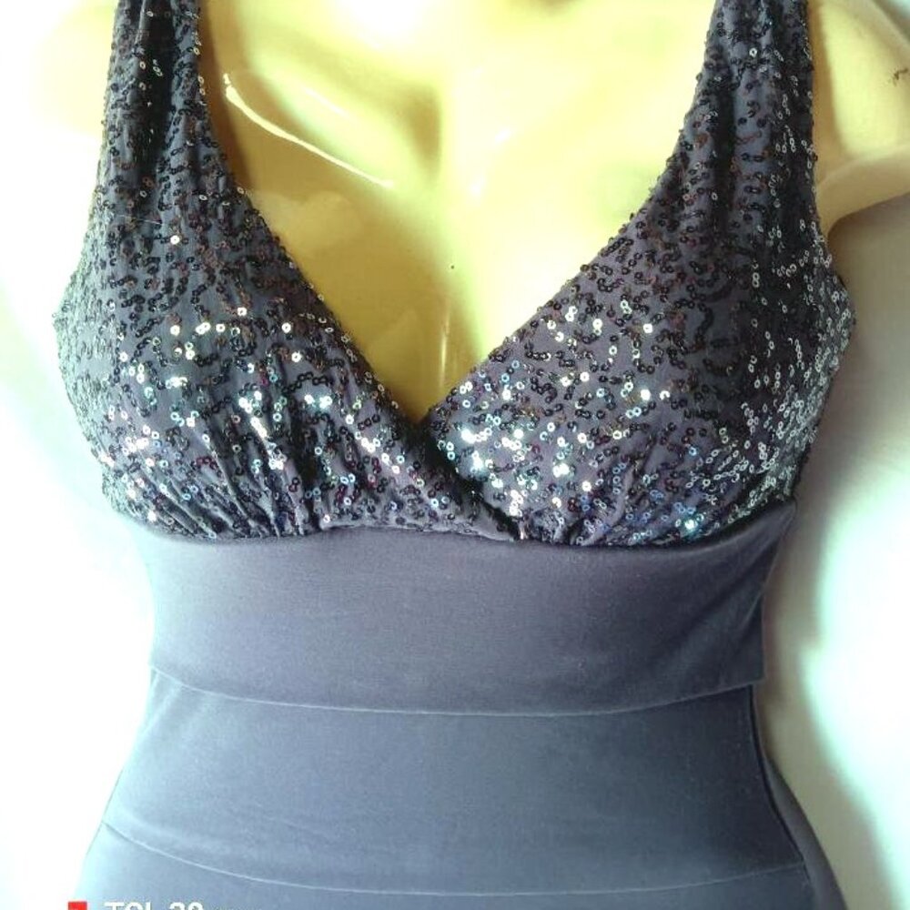 Junior's Gray Sleeveless Sequined Tiered Cocktail Dress Size 1 2